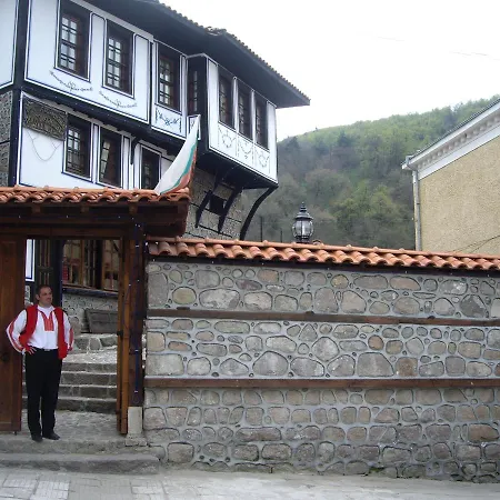 Popsokol House Otel *