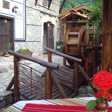 Hotel Popsokol House *