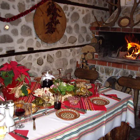 Popsokol House